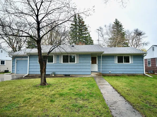 1349 9th St N, Fargo, ND 58102