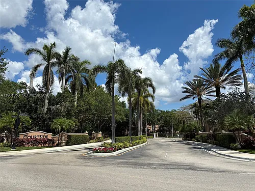 2757 Center Court Dr #120 Photo 1