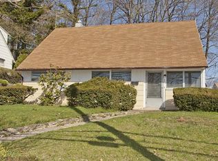 52 Mountaindale Rd, Yonkers, NY 10710