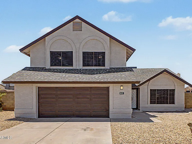 7637 W North Ln — Photo 2