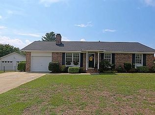 5 Plainfield Ct, Sumter, SC 29154