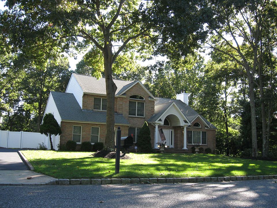 1st image of 24 Sturrock Way