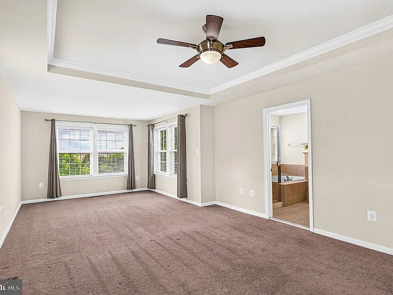 24821 Mason Dale Ter — Photo 22