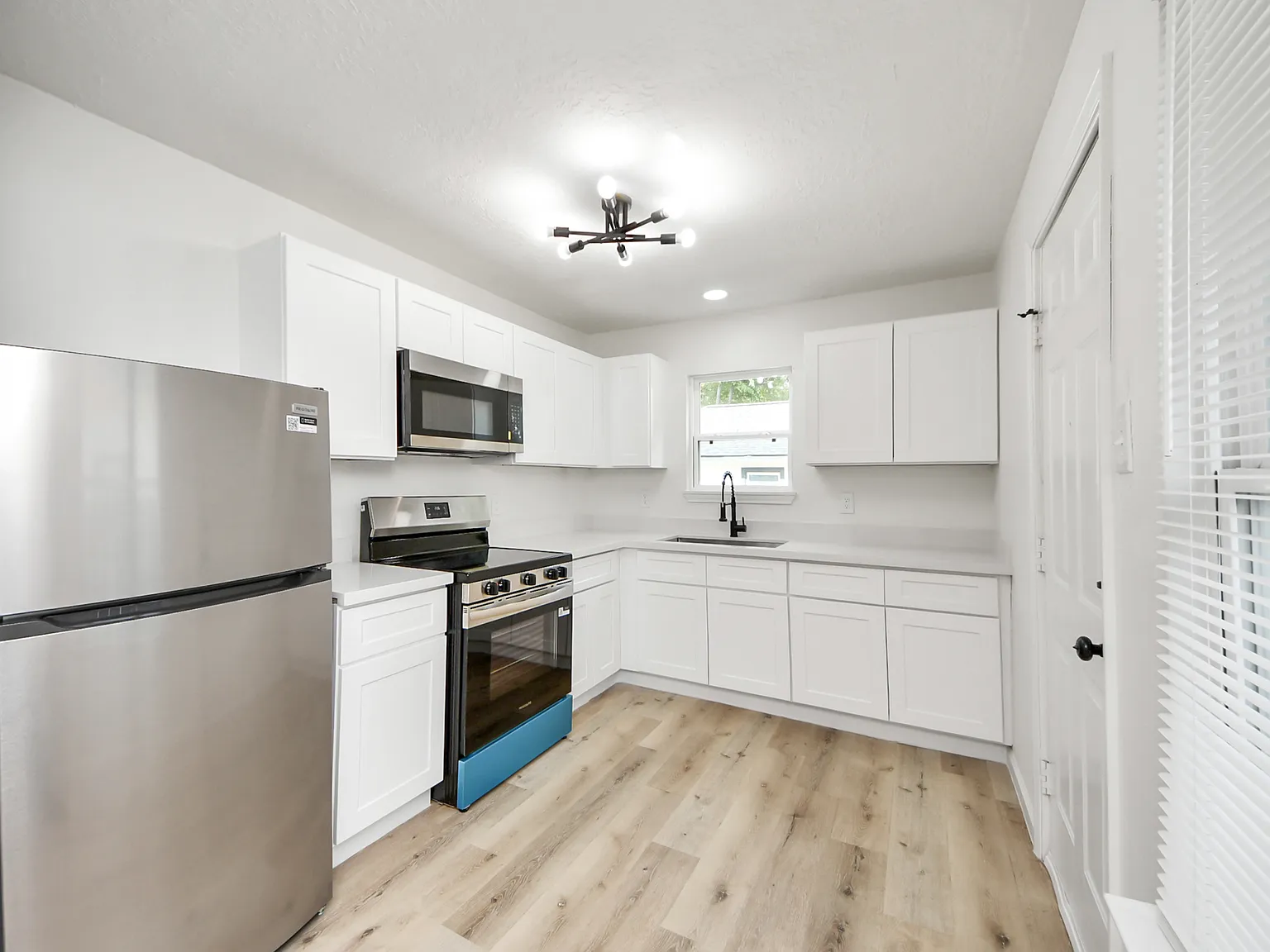 1 bed, 555 sqft, $1,000 — Photo 1