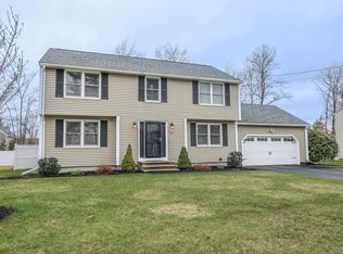 15 Heidi Ln, Nashua, NH 03062
