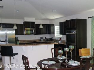 4897 Creek Bluff Ln, Middleburg, FL 32068