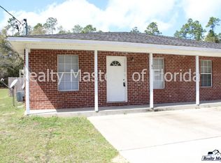 6851 Roundup Ln, Milton, FL 32570