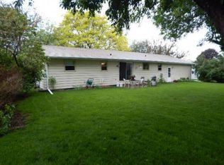 2089 Rachel Dr, Green Bay, WI 54311