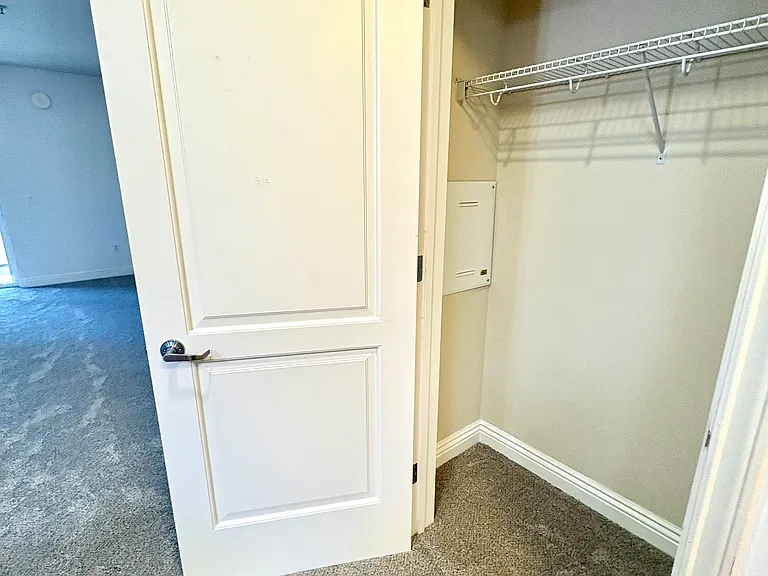 1310 Creekside Dr — Photo 18
