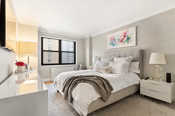 Sold by Sotheby's International Realty | media 8