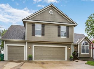 2101 SW Post Oak Rd, Lees Summit, MO 64082