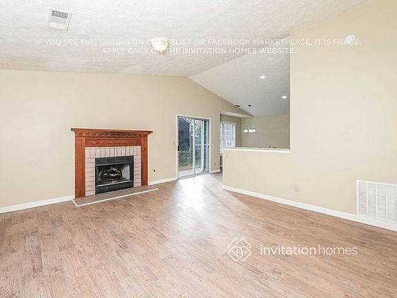 3rd image of 1210 Opal Cir
