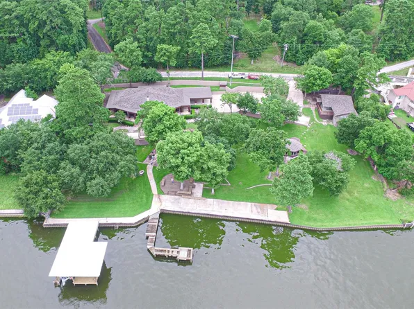 368 Forest Hills Dr, Livingston, TX 77351