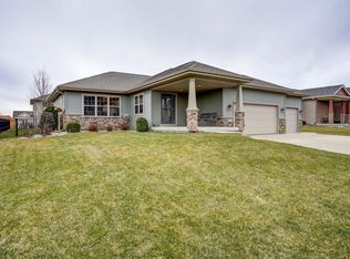 1629 Silverado Dr, Sun Prairie, WI 53590