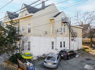 198 16th Ave, Paterson, NJ 07501