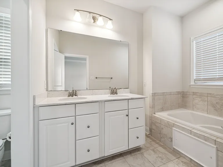 138 Seneca Pl — Photo 7