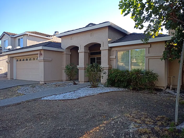 9772 Sand Hollow Way — Photo 1