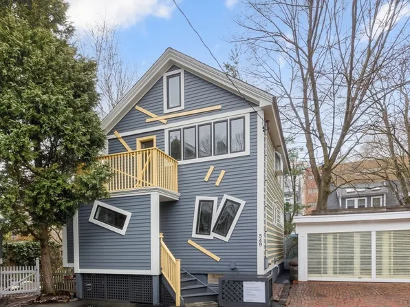 549 Franklin St, Cambridge, MA 02139