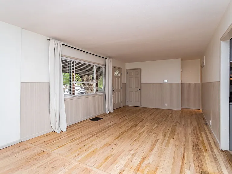 1005 Norwood Ave — Photo 21