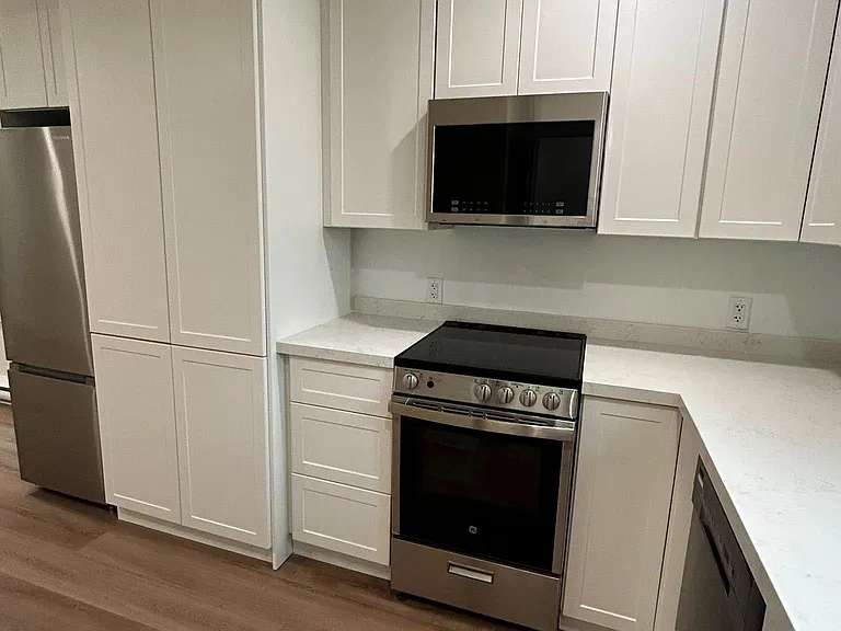 659 Vaughan Rd #2 — Photo 9
