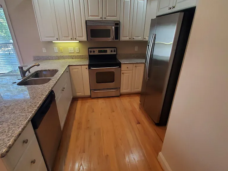 1314 Pulaski St — Photo 8