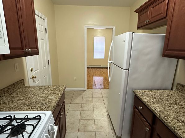 310 Edgewood Ave #3BB