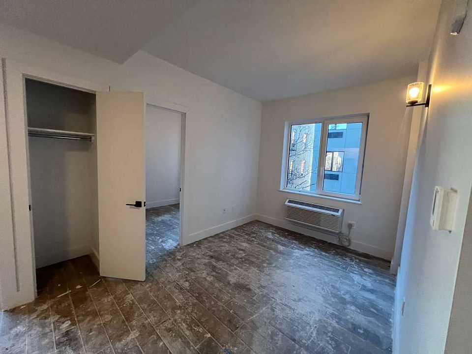 1st image of 1804 Weeks Ave #5A