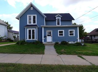 216 W Oak St, Lancaster, WI 53813