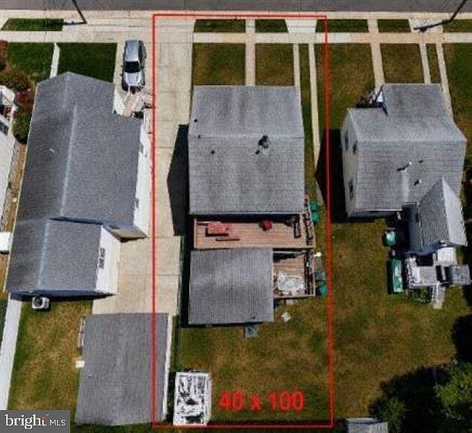 1st image of 112 3rd St S