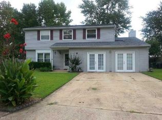 6 Clinton Cir, Hampton, VA 23666