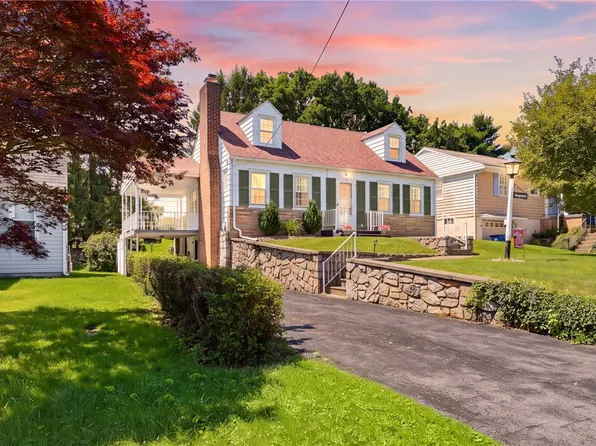 93 Violet St, Johnstown, PA 15905