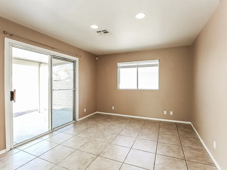 1728 Evening Bluff Pl — Photo 8