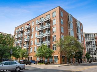 949 W Madison St APT 304, Chicago, IL 60607