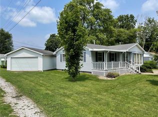 414 S Walnut St, Georgetown, IL 61846