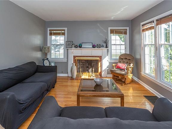 3rd image of 2612 Ryan Dr