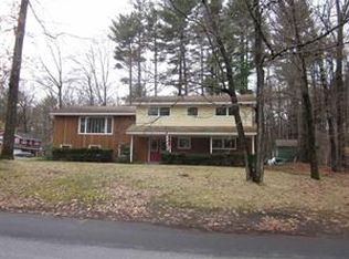 33 Devon Rd, Delmar, NY 12054