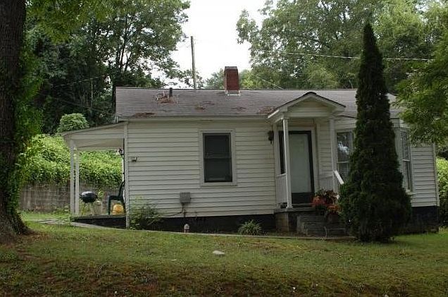 1st image of 187 Woods Dr NE