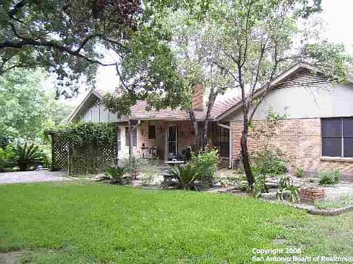 1st image of 920 WILLOWBEND DR