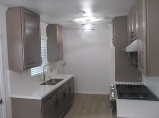 1029 E M St, Wilmington, CA 90744