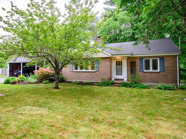 13 Smith Rd, Hingham, MA 02043