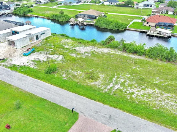 1228 NW 34th Ave, Cape Coral, FL 33993