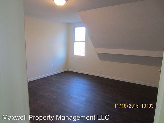 5th image of 88 Van Dam St APT 3