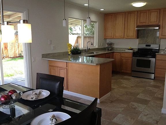 2nd image of 8415 Lakewood Ave