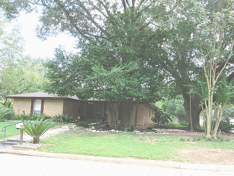 1st image of 31202 Antonia Ln