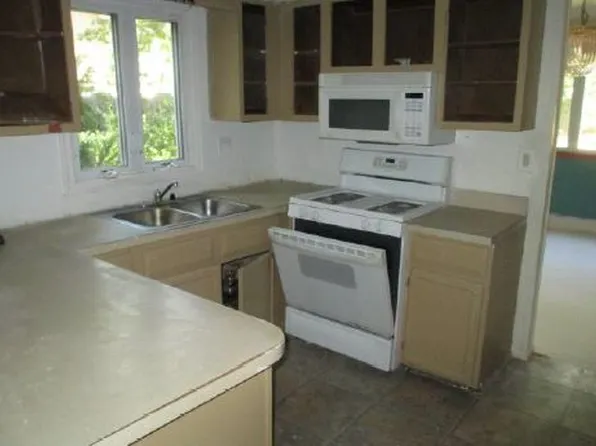 1314 White Oak Cir, Egg Harbor City, NJ 08215