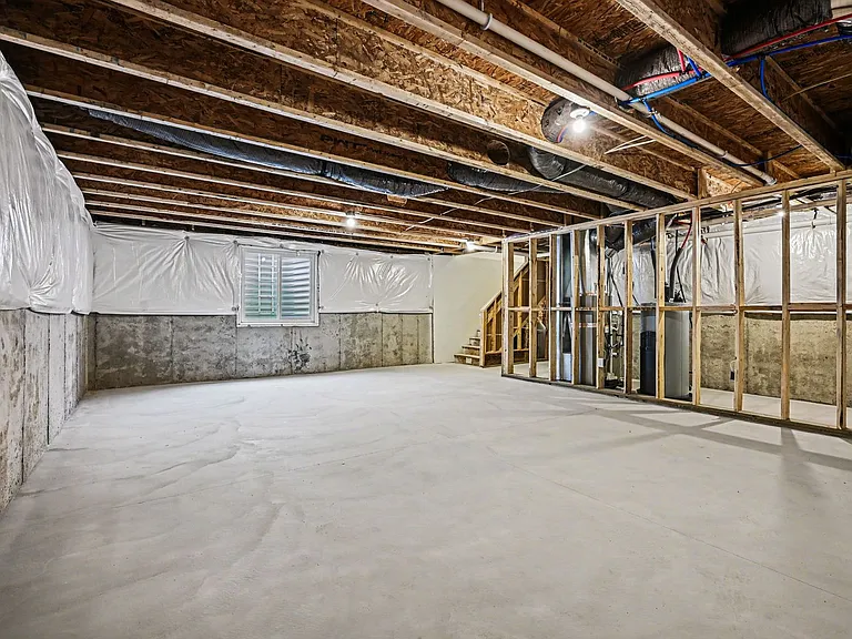 1635 Reagan Dr — Photo 14