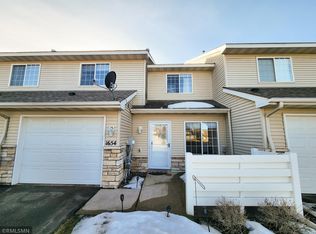 1654 Freedom Ln, Waconia, MN 55387