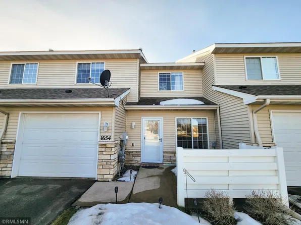 1654 Freedom Ln, Waconia, MN 55387