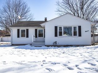 11 Metzger Pl, Springfield, MA 01104