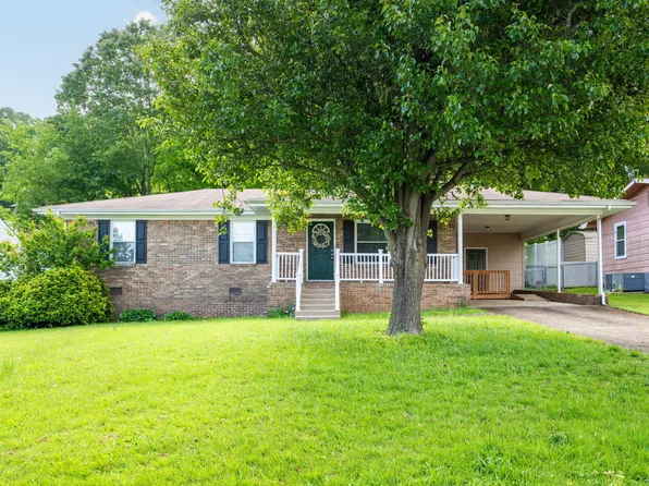 411 Andrews St, Rossville, GA 30741